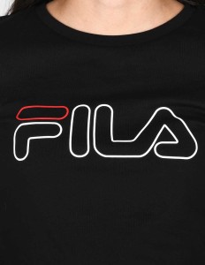 t-shirt nera w.